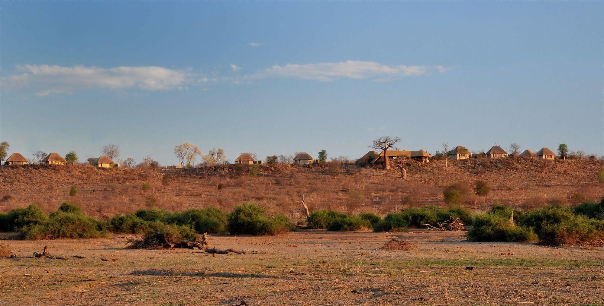 Ngoma Safari Lodge Kavimba Exteriör bild