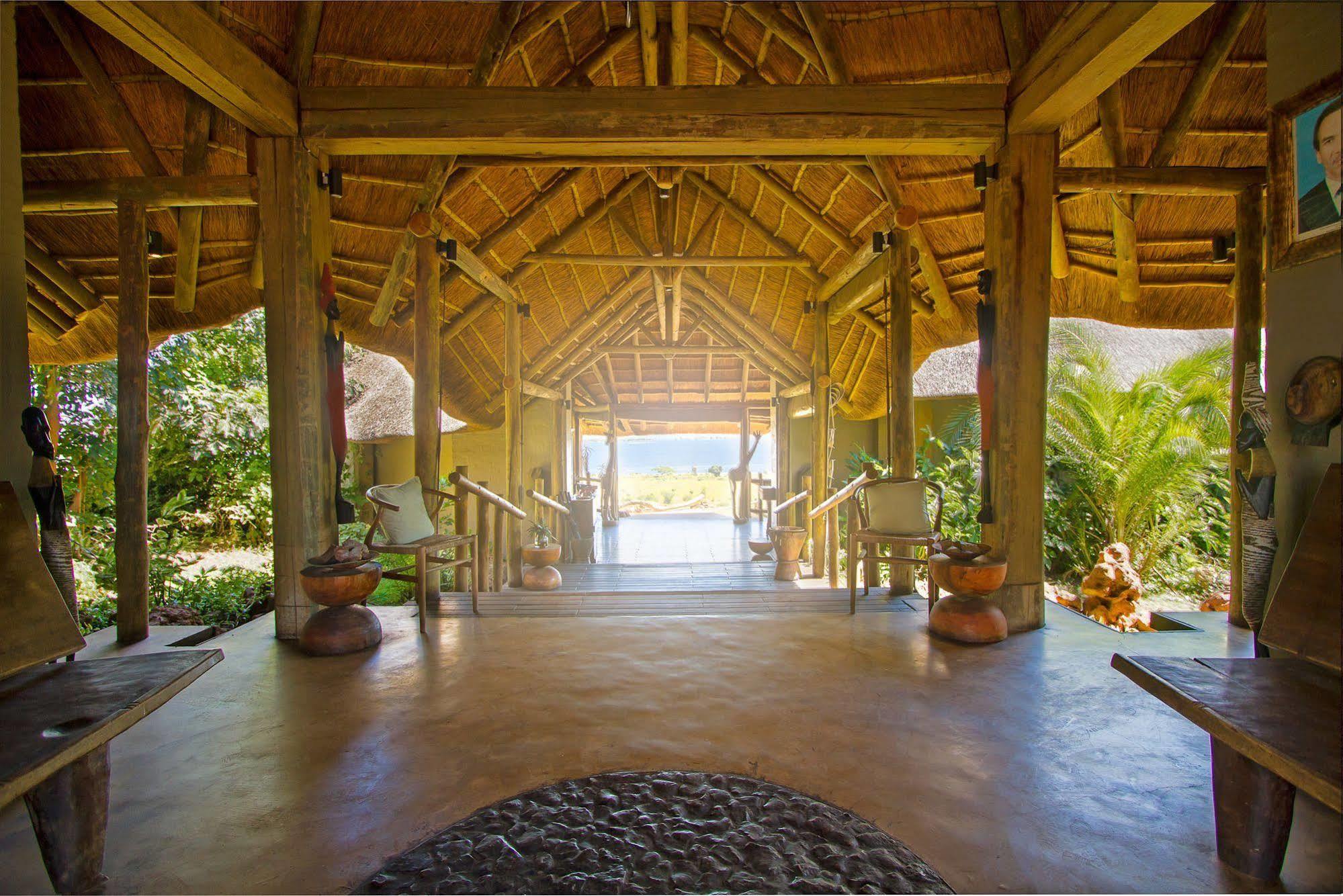 Ngoma Safari Lodge Kavimba Exteriör bild
