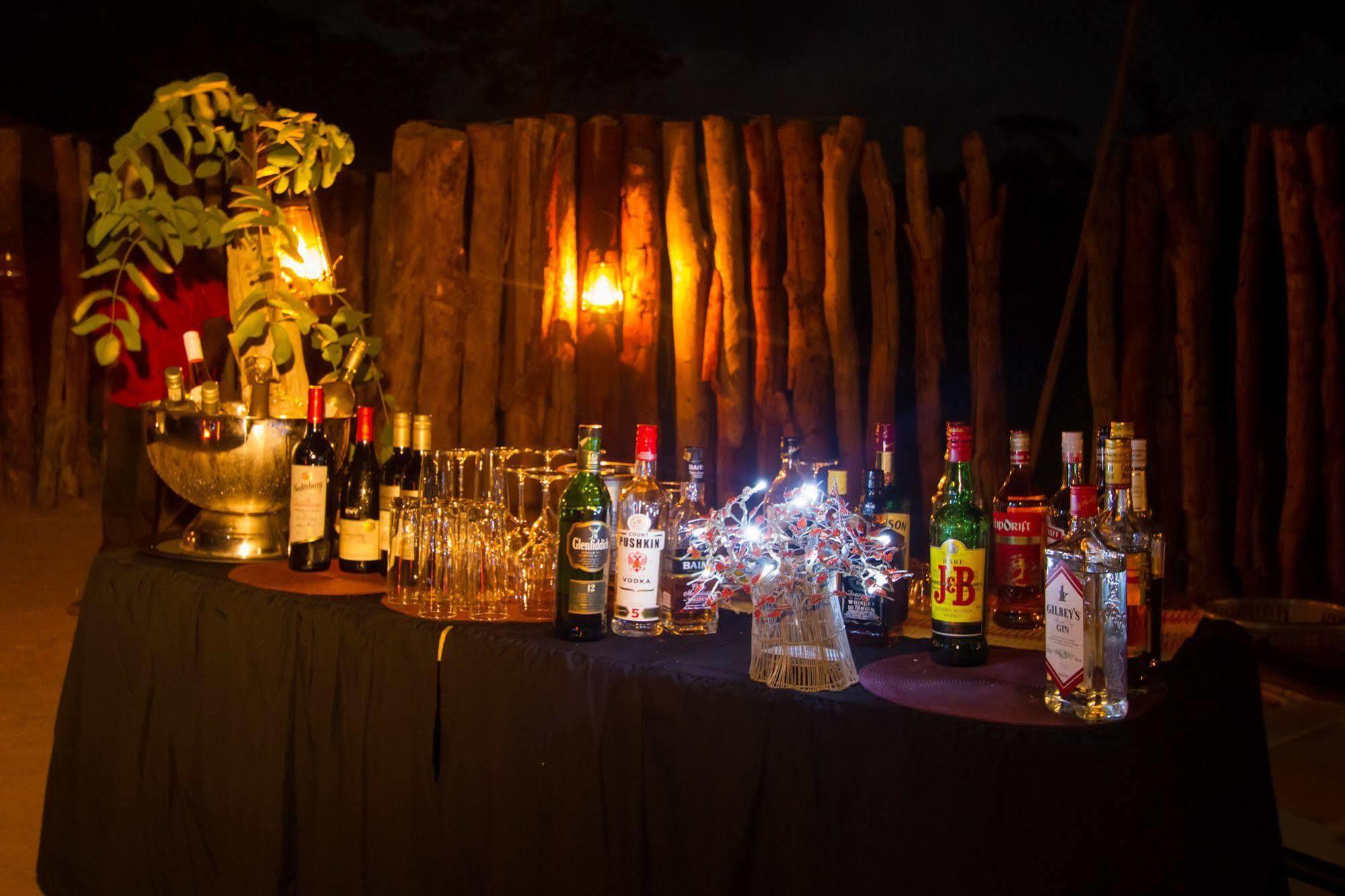 Ngoma Safari Lodge Kavimba Exteriör bild